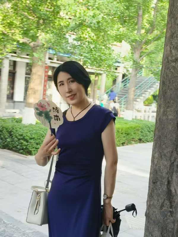 幸运满格的第一张照片--武汉相亲服务中心