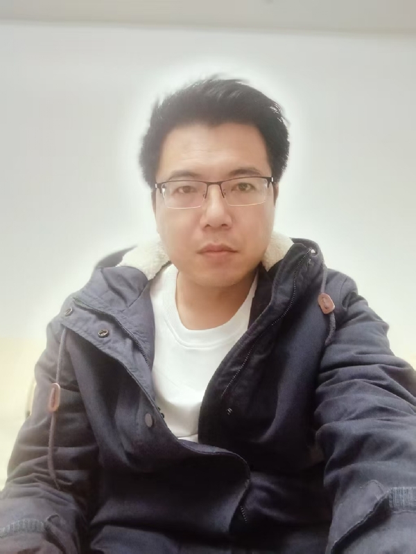 大哥哥的第一张照片--武汉相亲服务中心