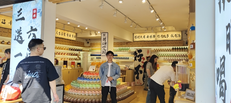 lilili109y的第三张照片--武汉相亲服务中心