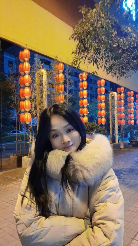 伊伊的第二张照片--武汉相亲服务中心