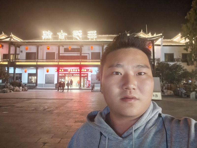 小鹿艾克的第一张照片--武汉相亲服务中心