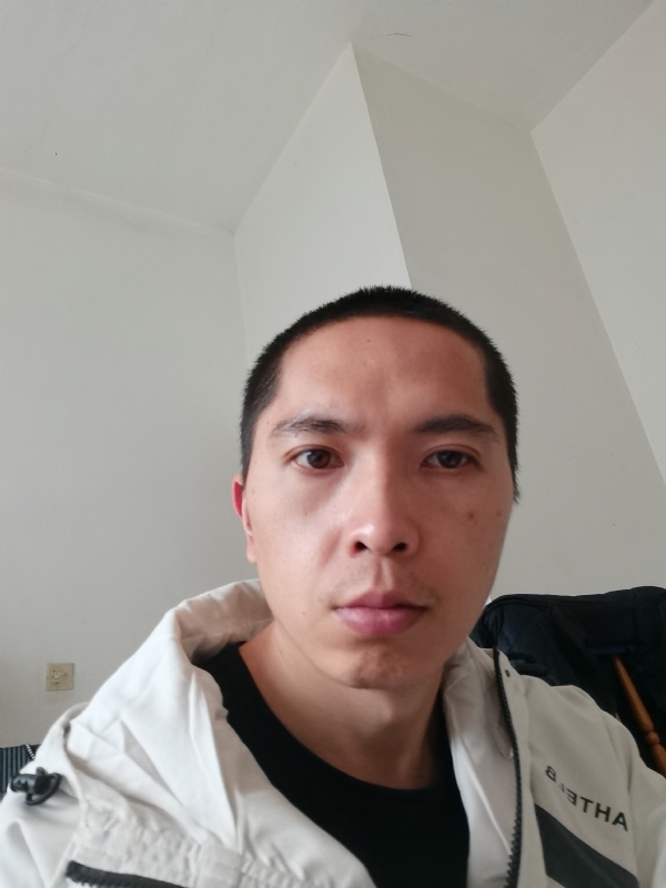 至诚的第一张照片--武汉相亲服务中心