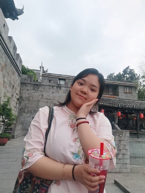 敏兮小沫的第二张照片--武汉相亲服务中心