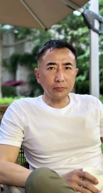 厚德载福的第一张照片--武汉相亲服务中心