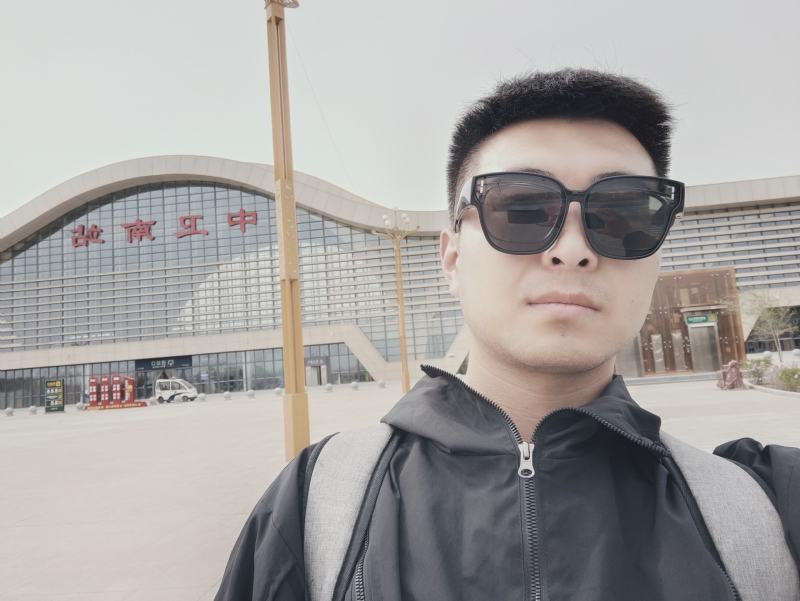 起因的第一张照片--武汉相亲服务中心