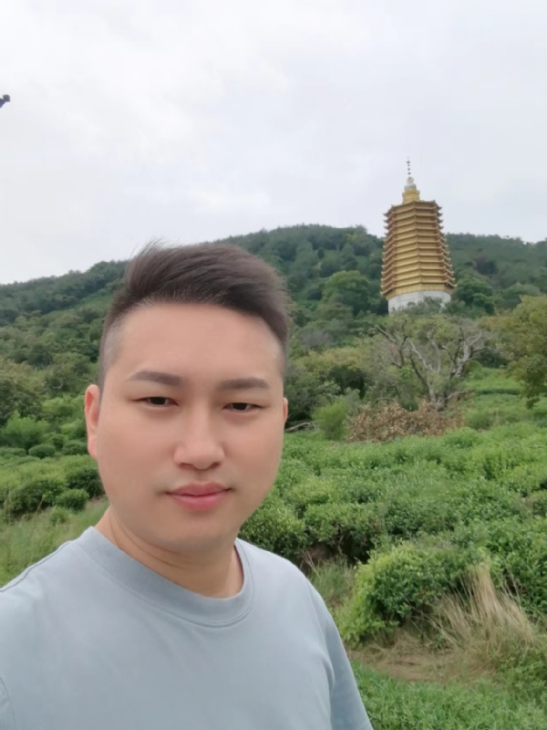陈文海的第一张照片--武汉相亲服务中心