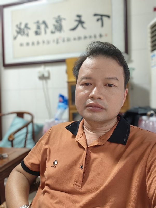 自强不息的第一张照片--武汉相亲服务中心