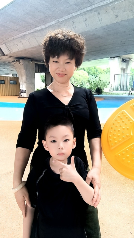 火凤凰的第二张照片--武汉相亲服务中心