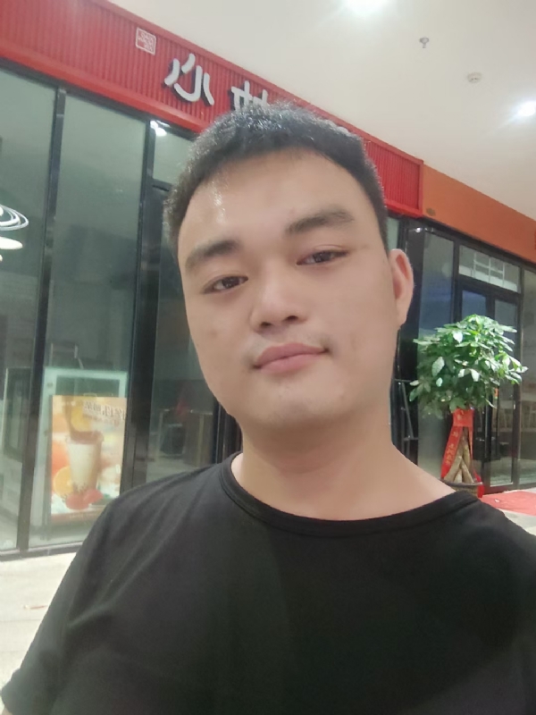 寻找另一半的第一张照片--武汉相亲服务中心