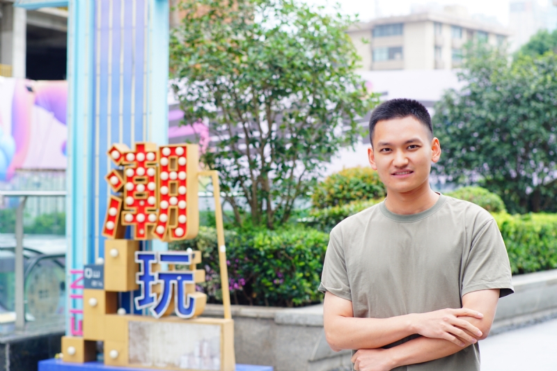 陌上烟雨的第一张照片--武汉相亲服务中心