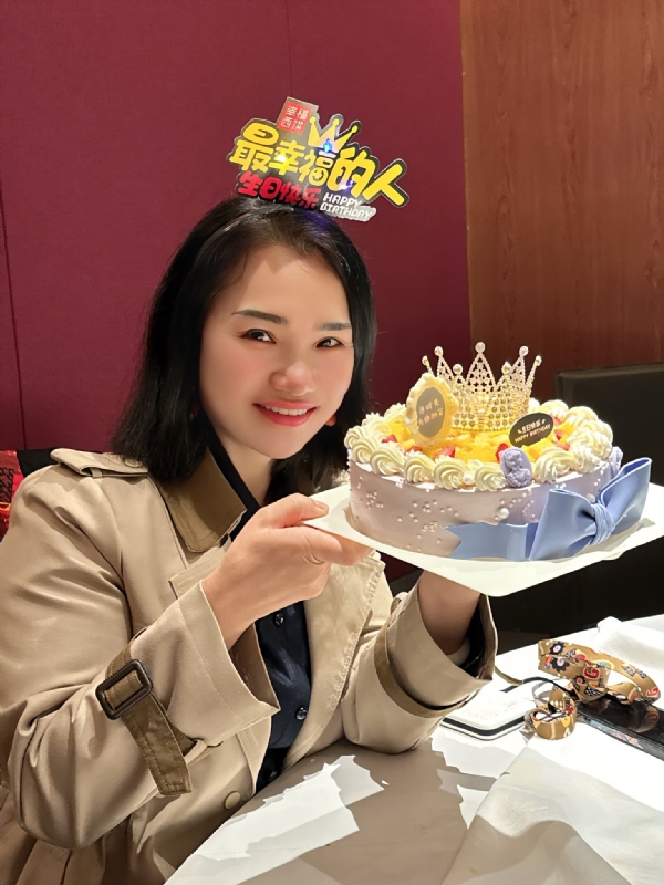 Apple的第一张照片--武汉相亲服务中心