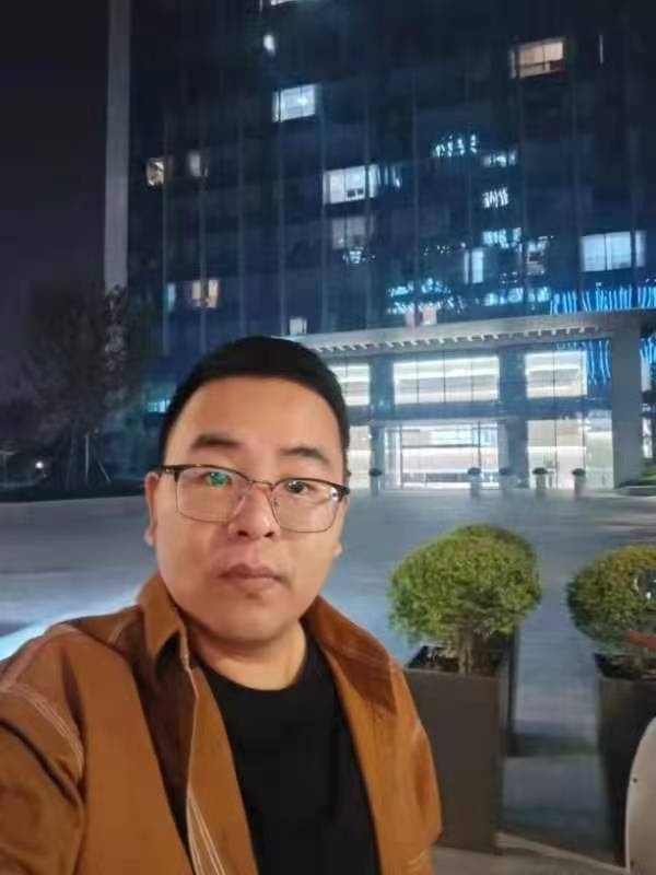 少康的第一张照片--武汉相亲服务中心