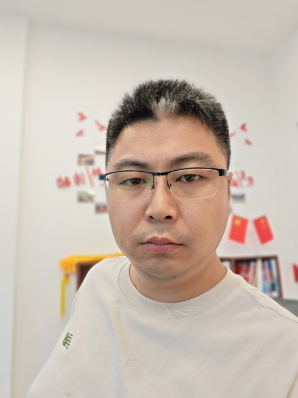 苦海寻舟的第一张照片--武汉相亲服务中心