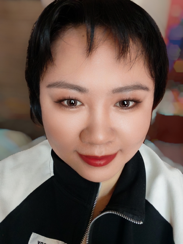 韵韵的第一张照片--武汉相亲服务中心