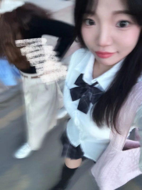 台灣小姐伊洛的第一张照片--武汉相亲服务中心