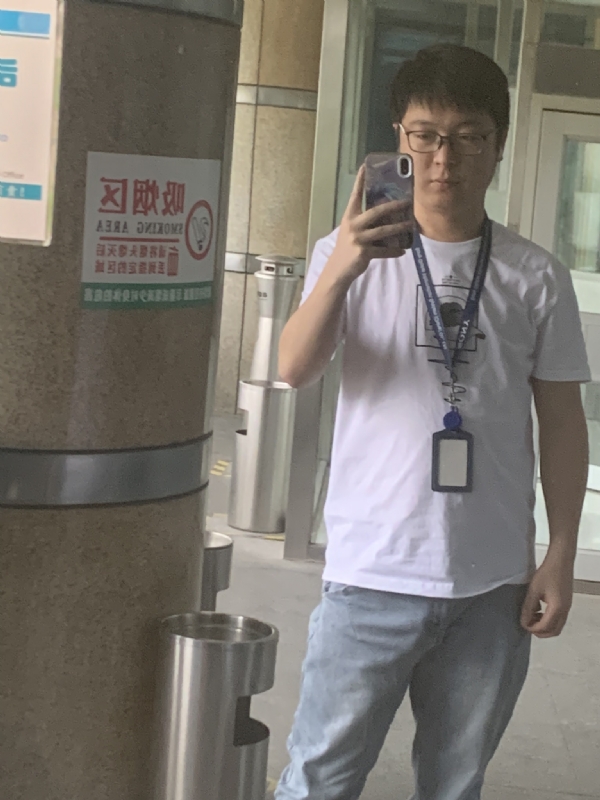 潜伏的第一张照片--武汉相亲服务中心