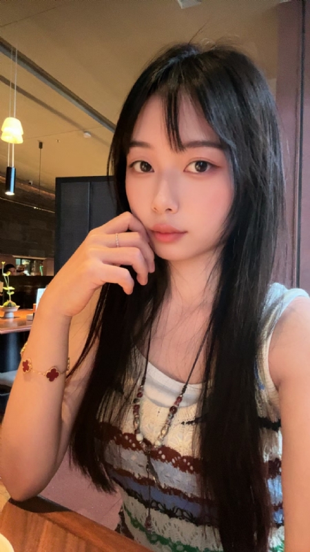 哈哈的第一张照片--武汉相亲服务中心
