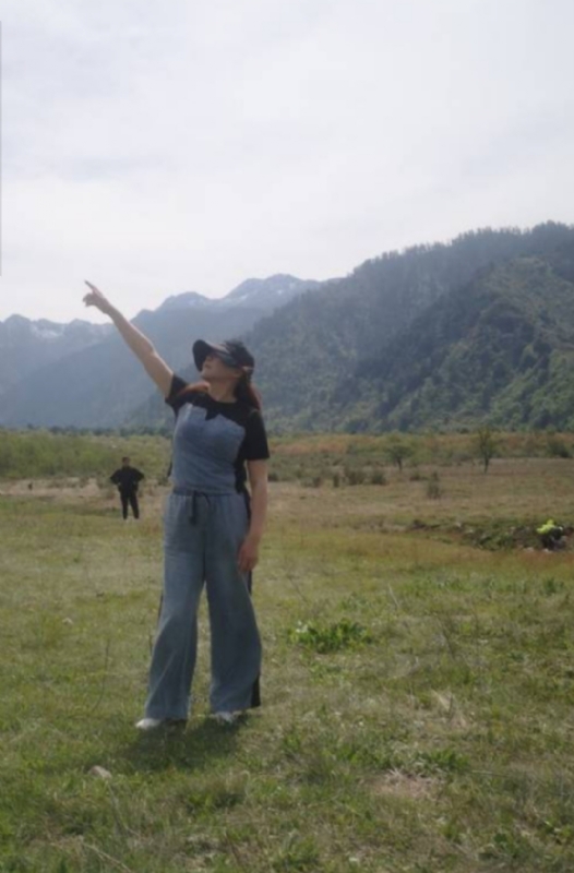 宛霞的第四张照片--武汉相亲服务中心