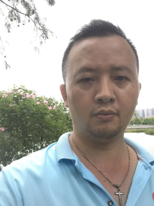 彭长权的第一张照片--武汉相亲服务中心