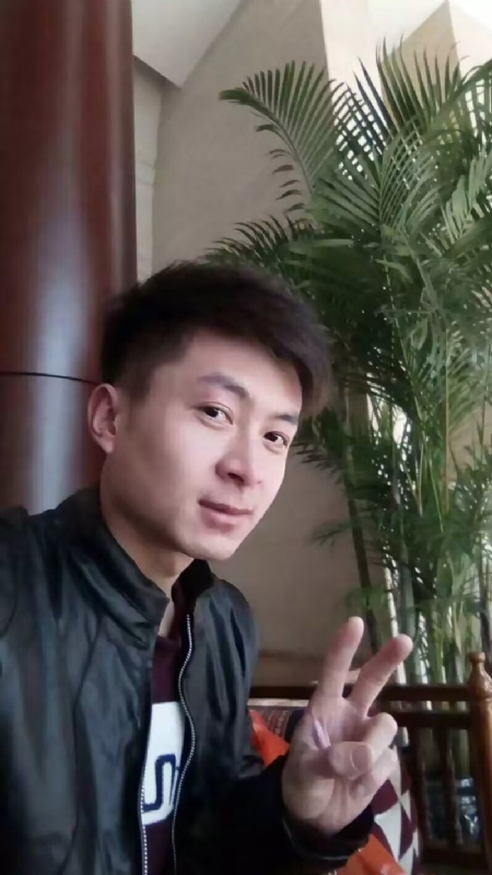 蓝锋的第一张照片--武汉相亲服务中心
