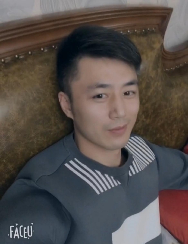 楊政宇的第一张照片--武汉相亲服务中心