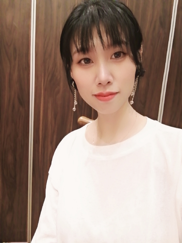 于小倩的第一张照片--武汉相亲服务中心