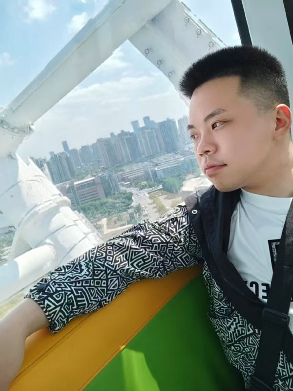 唐山相亲的第三张照片--武汉相亲服务中心