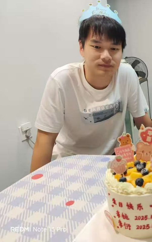 yan的第一张照片--武汉相亲服务中心