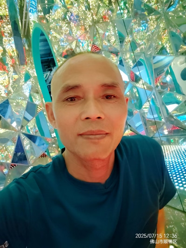 阿里睡不着的第二张照片--武汉相亲服务中心