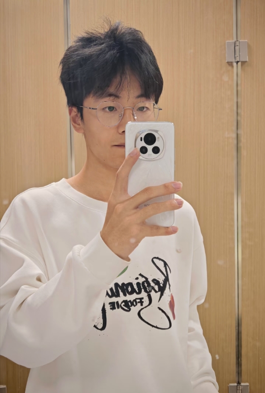 张浩博的第三张照片--武汉相亲服务中心