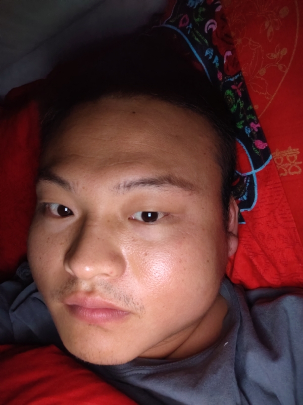 大黄的第一张照片--武汉相亲服务中心