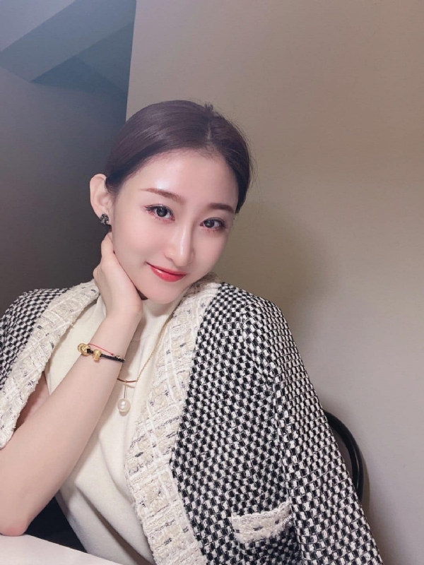袁梓怡的第二张照片--武汉相亲服务中心