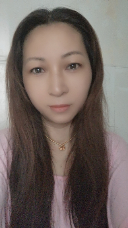 依依的第一张照片--武汉相亲服务中心