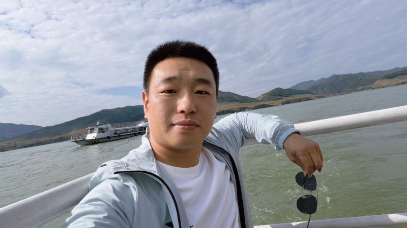 烟花易笑的第四张照片--武汉相亲服务中心