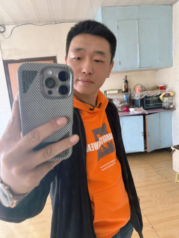 烟花易笑的第五张照片--武汉相亲服务中心