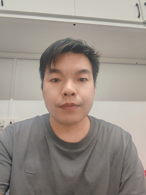 老张的第一张照片--武汉相亲服务中心