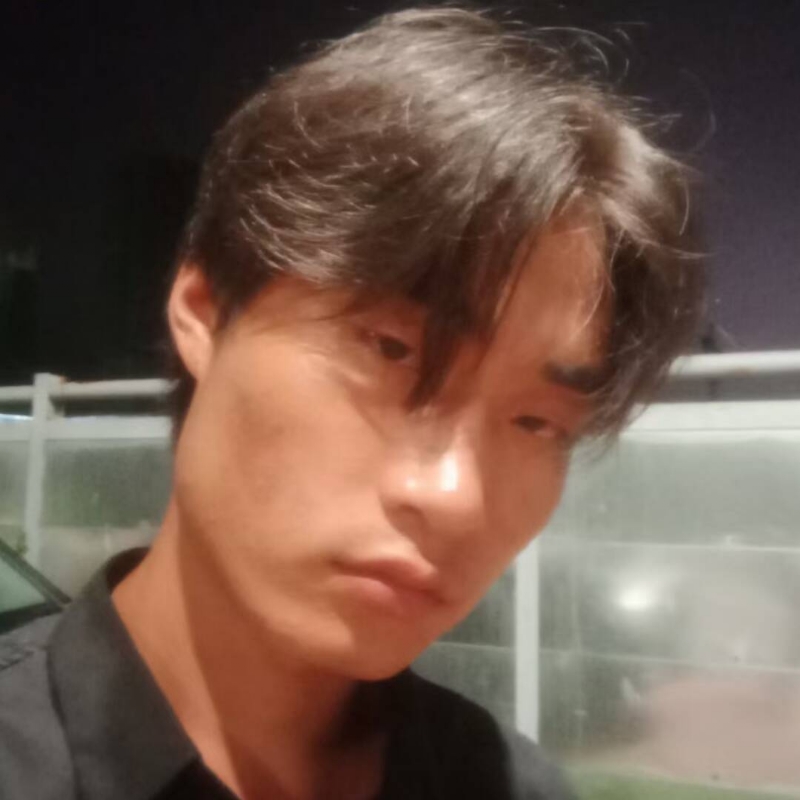 谨言慎行的第一张照片--武汉相亲服务中心