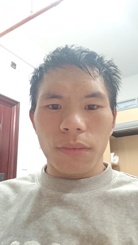 阳光的第二张照片--武汉相亲服务中心