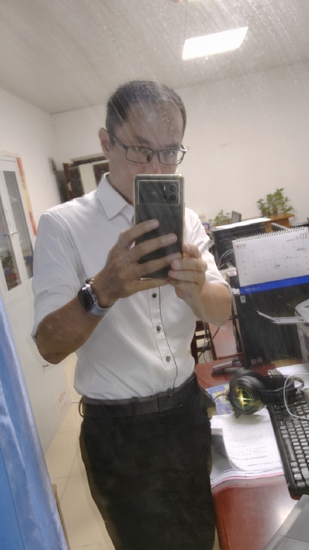 老蔡先生的第一张照片--武汉相亲服务中心