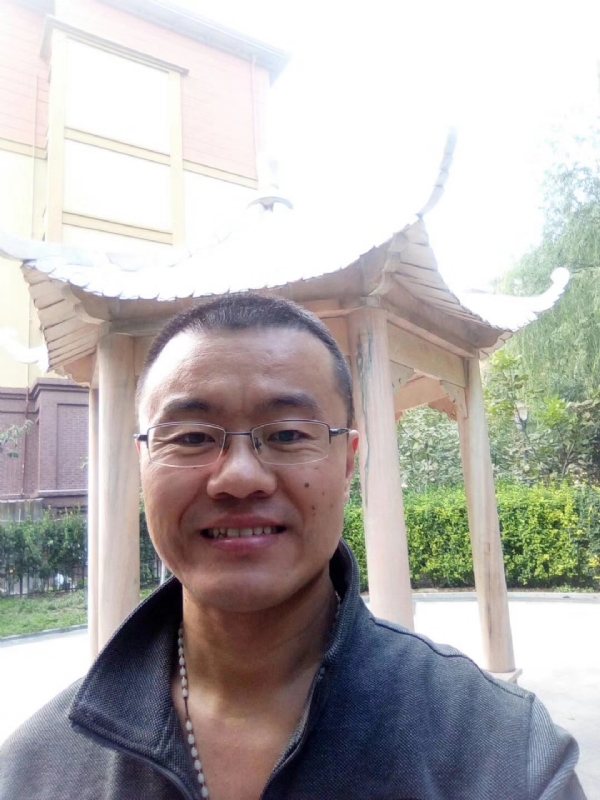 撸起袖子加油干的第一张照片--武汉相亲服务中心