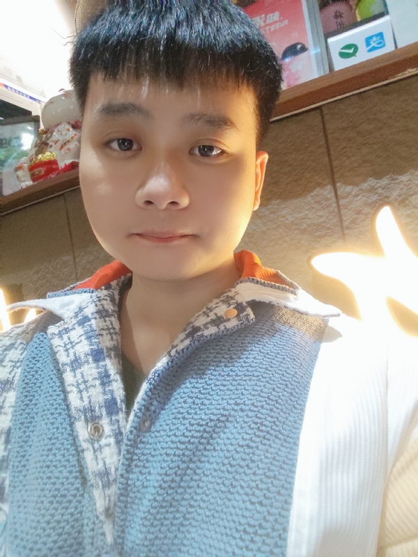 侯侯的第一张照片--武汉相亲服务中心