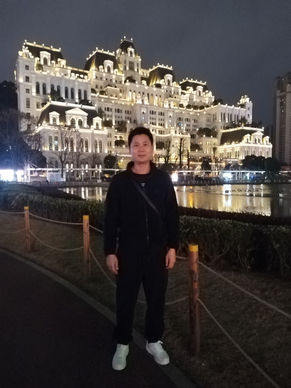 另一半的她的第三张照片--武汉相亲服务中心