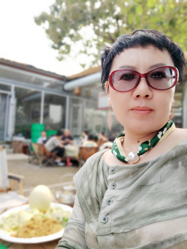 初见的第一张照片--武汉相亲服务中心