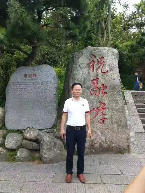 真诚的第三张照片--武汉相亲服务中心