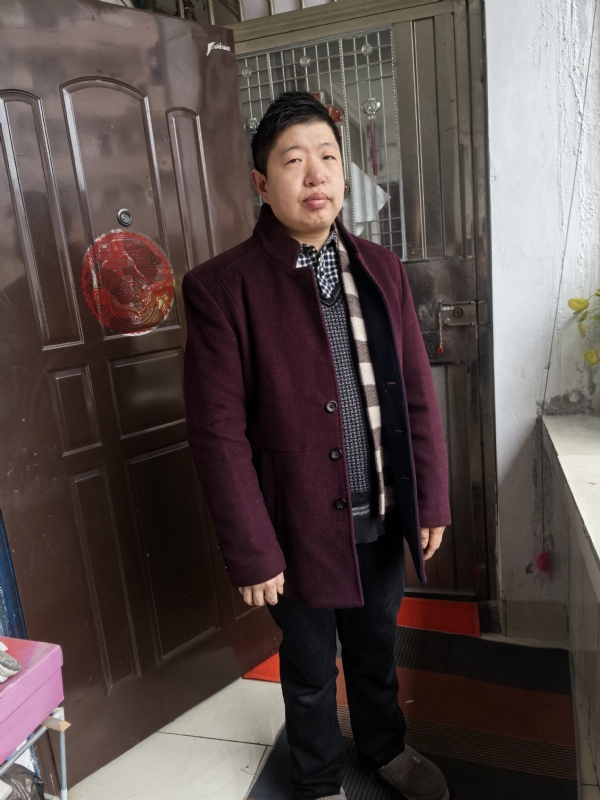 卢显澳的第一张照片--武汉相亲服务中心