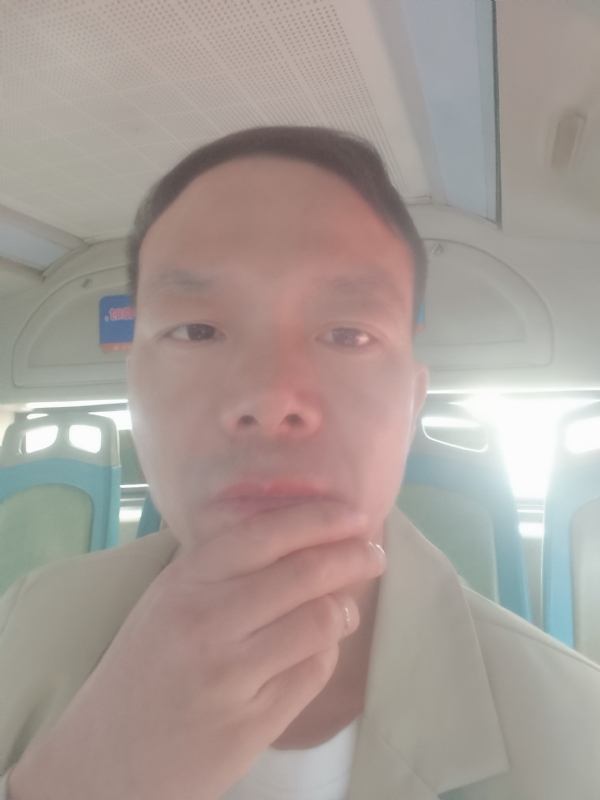 青盘的第一张照片--武汉相亲服务中心