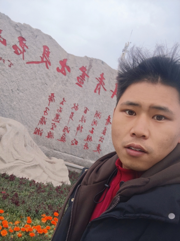 迎春的第一张照片--武汉相亲服务中心