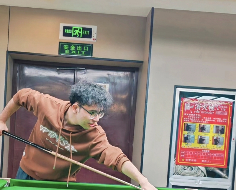 小鬼的第一张照片--武汉相亲服务中心