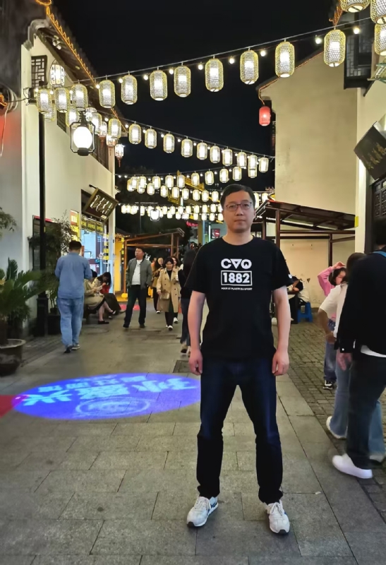 张楚岚的第一张照片--武汉相亲服务中心