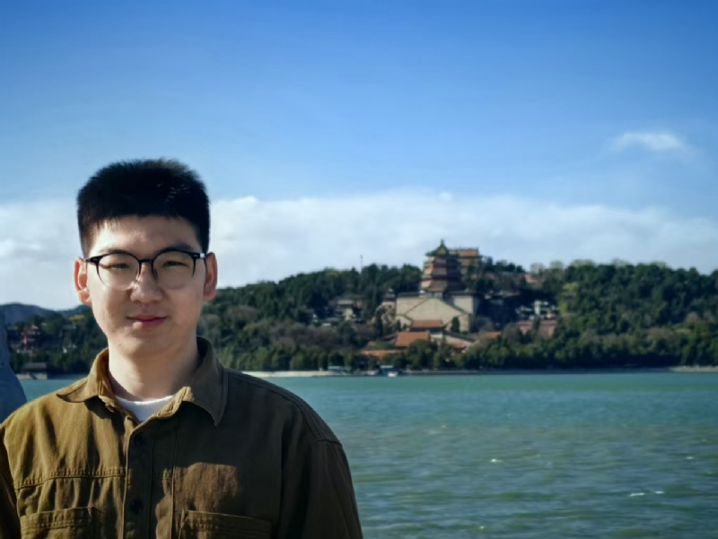 锦瑟无端五十弦的第二张照片--武汉相亲服务中心